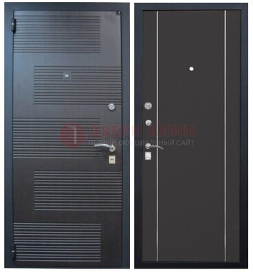 Темная металлическая дверь с МДФ ДМ-105 в деревянный дом в Фрязино