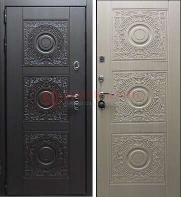 Темная стальная дверь с МДФ ДМ-161 для коттеджа в Фрязино