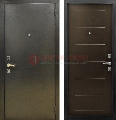 Темная металлическая дверь с порошковым напылением ДП-105 в Фрязино