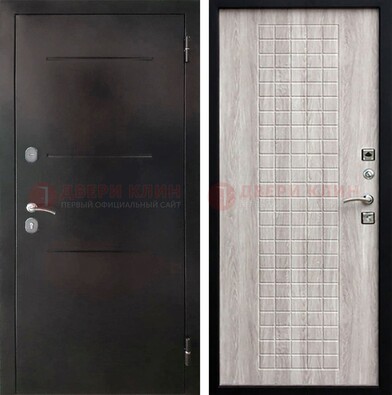 Черная железная дверь с порошковым покрытием и филенчатой МДФ ДП-221 в Фрязино