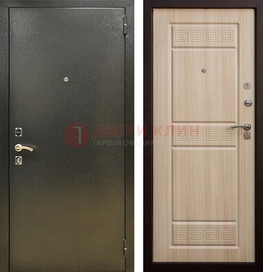 Железная темно-серая дверь с порошковым напылением и МДФ с резьбой ДП-276 в Фрязино
