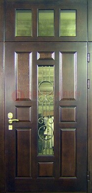 Парадная дверь со стеклянными вставками и ковкой ДПР-1 в офисное здание в Фрязино