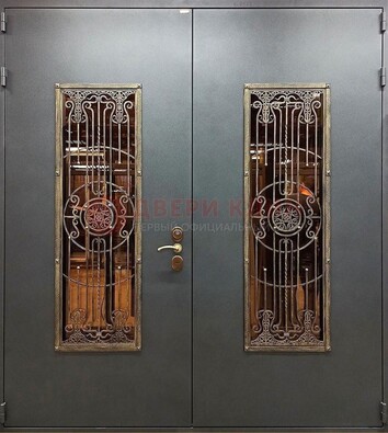 Входная металлическая парадная дверь со стеклом и ковкой ДПР-81 в Фрязино