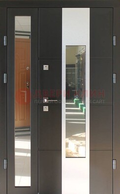 Темная полуторная стальная дверь со стеклом ДС-10 в Фрязино