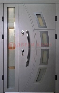 Серая железная дверь для дома со стеклом ДС-17 в Фрязино