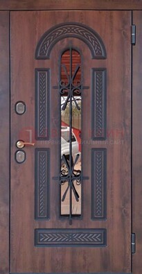 Железная дверь со стеклом и ковкой и узором ДСК-150 в Фрязино