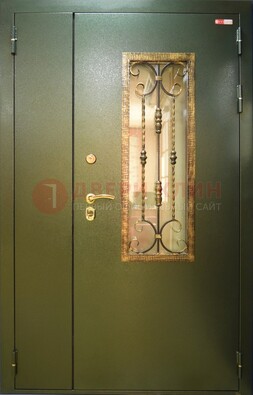 Стальная дверь со стеклом и ковкой ДСК-29 для квартиры в Фрязино